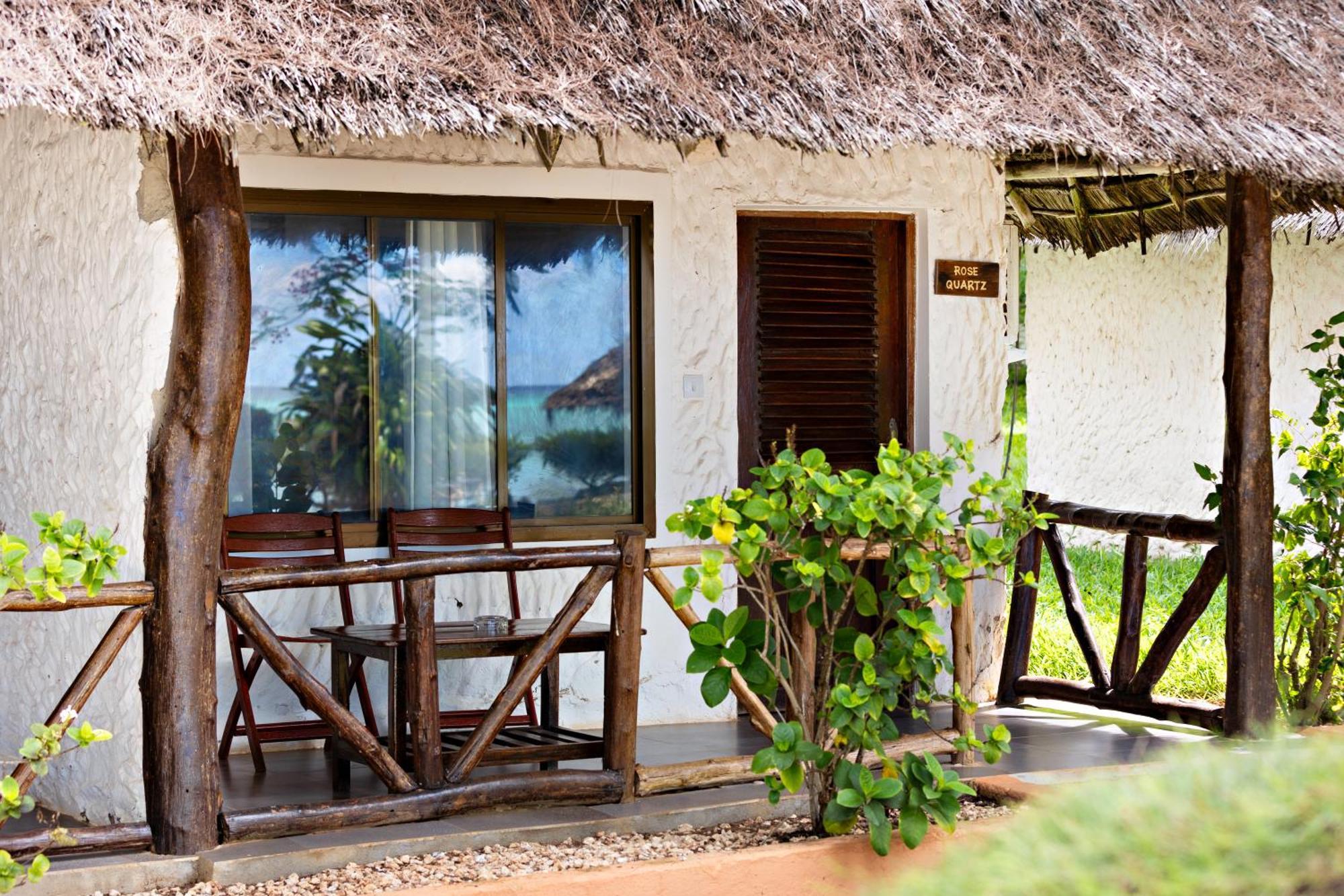 Tanzanite Beach Resort Nungwi Exterior foto